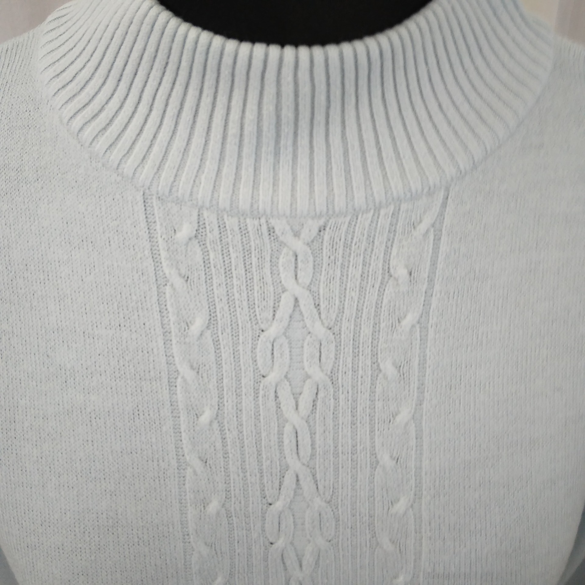 Voir photo 5 de Pull bleu col montant Burton Taille T1 Pull bleu col montant Burton Taille T1 Très bon état - Vue 5 -